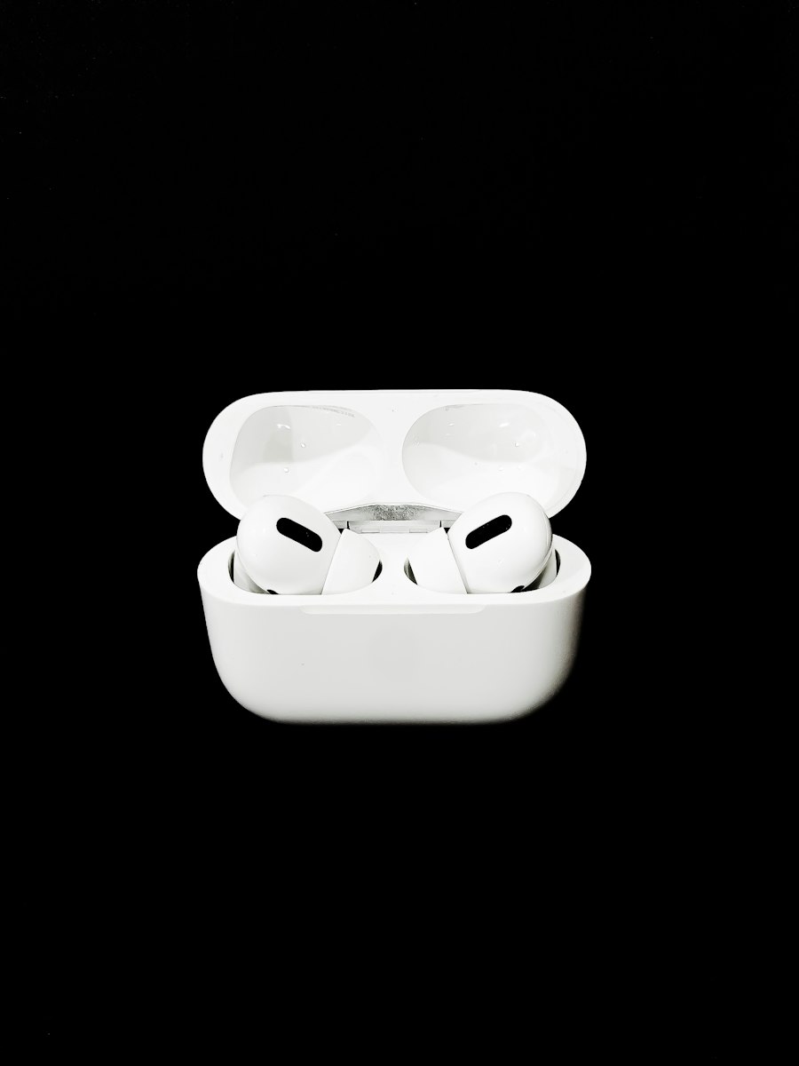 Wireless earbuds